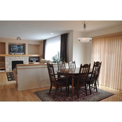 Подвесной светильник Arte Lamp 64 A8615SP-3AB - изображение 3 Подвесной светильник Arte Lamp 64 A8615SP-3AB - изображение 3