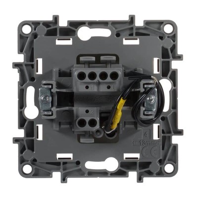 Переключатель одноклавишный Legrand Etika с подсветкой 10A 250V слоновая кость 672315 - изображение 3 Переключатель одноклавишный Legrand Etika с подсветкой 10A 250V слоновая кость 672315 - изображение 3