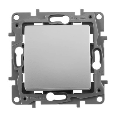 Выключатель кнопочный одноклавишный Legrand Etika 6A 250V алюминий 672414 - изображение 2 Выключатель кнопочный одноклавишный Legrand Etika 6A 250V алюминий 672414 - изображение 2